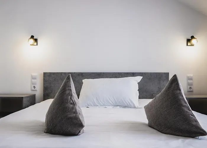 Hotel Eden